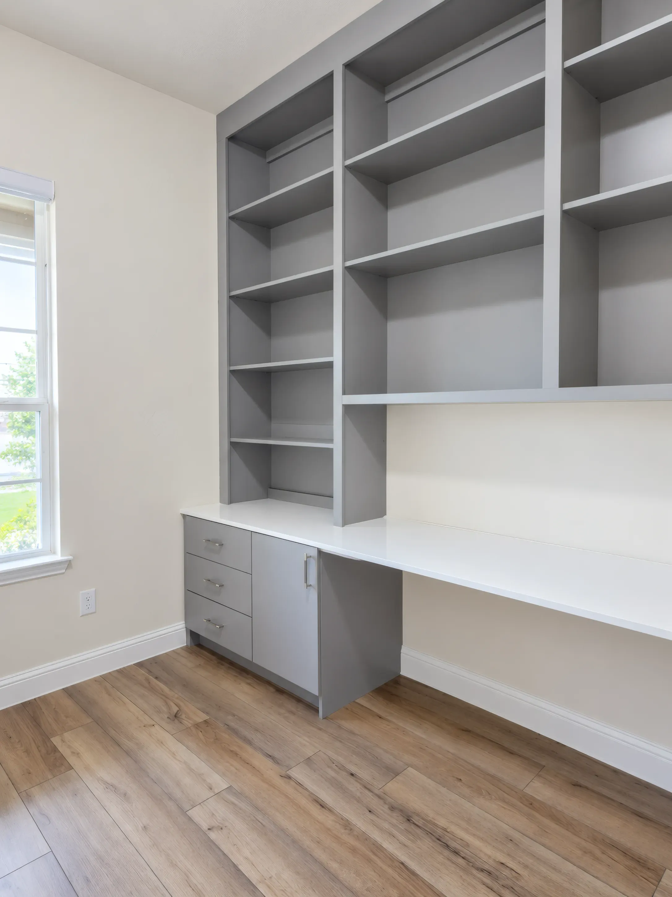 Gray Home Office Built-In, view 2