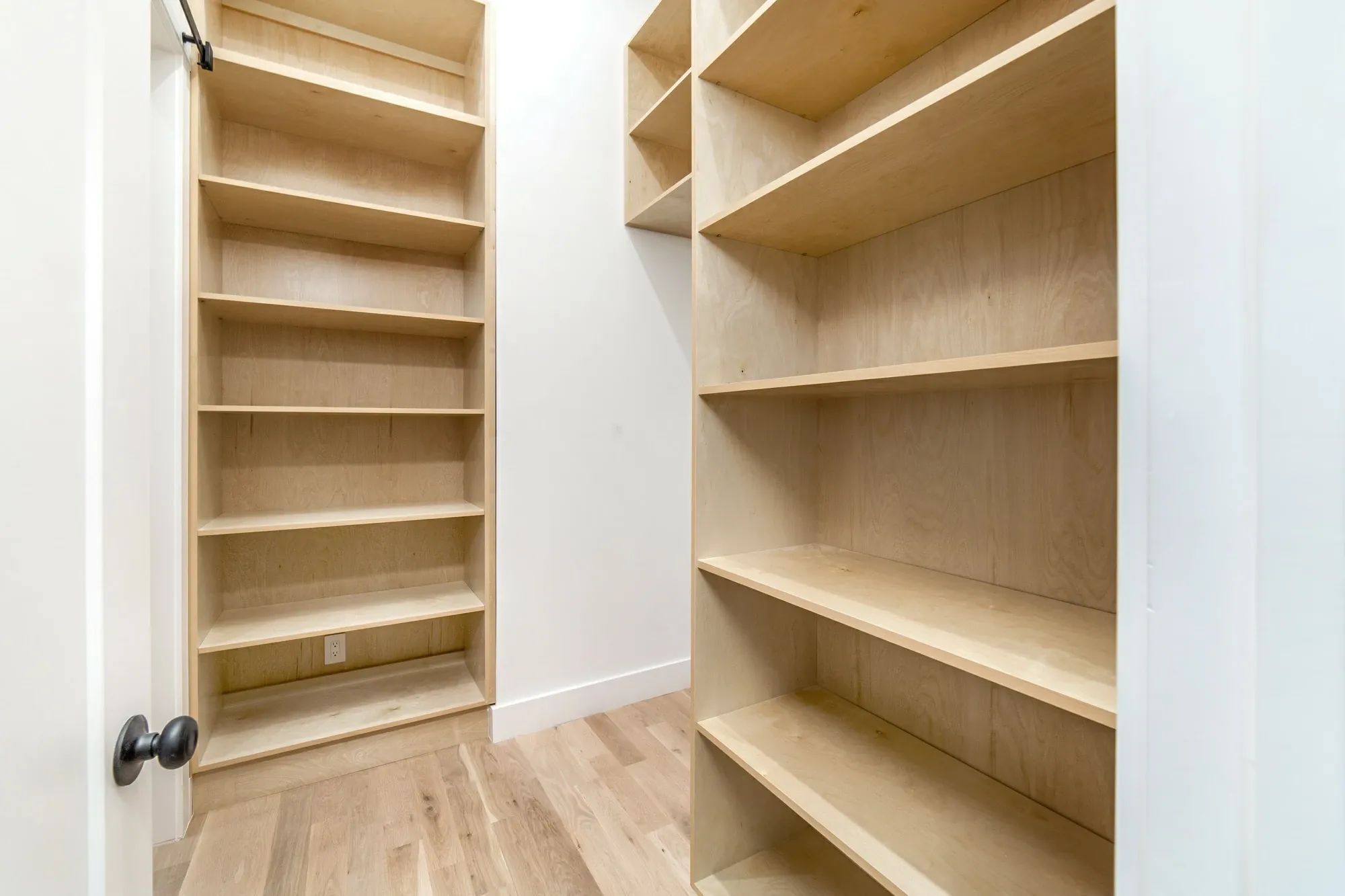Pantry shelving