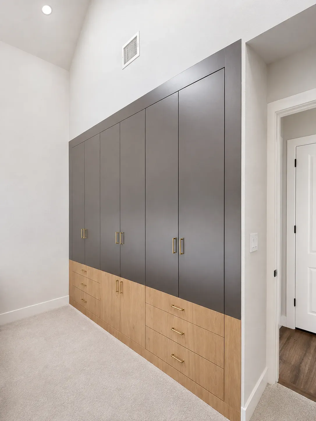 Picasso Inox Bedroom
